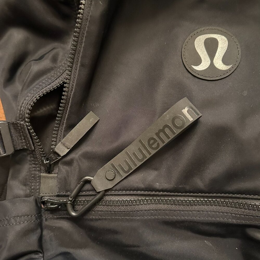 New Crew Backpack - Black - 22L